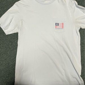 Vineyard Vines short sleeve men’s lacrosse tee